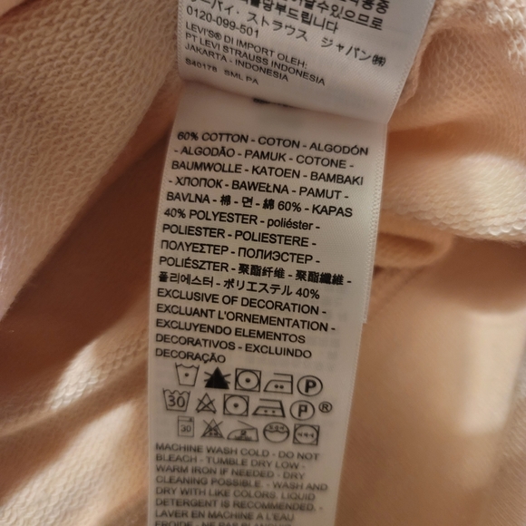 Levi's Hooded Sweatshirt - Picture 7 of 9